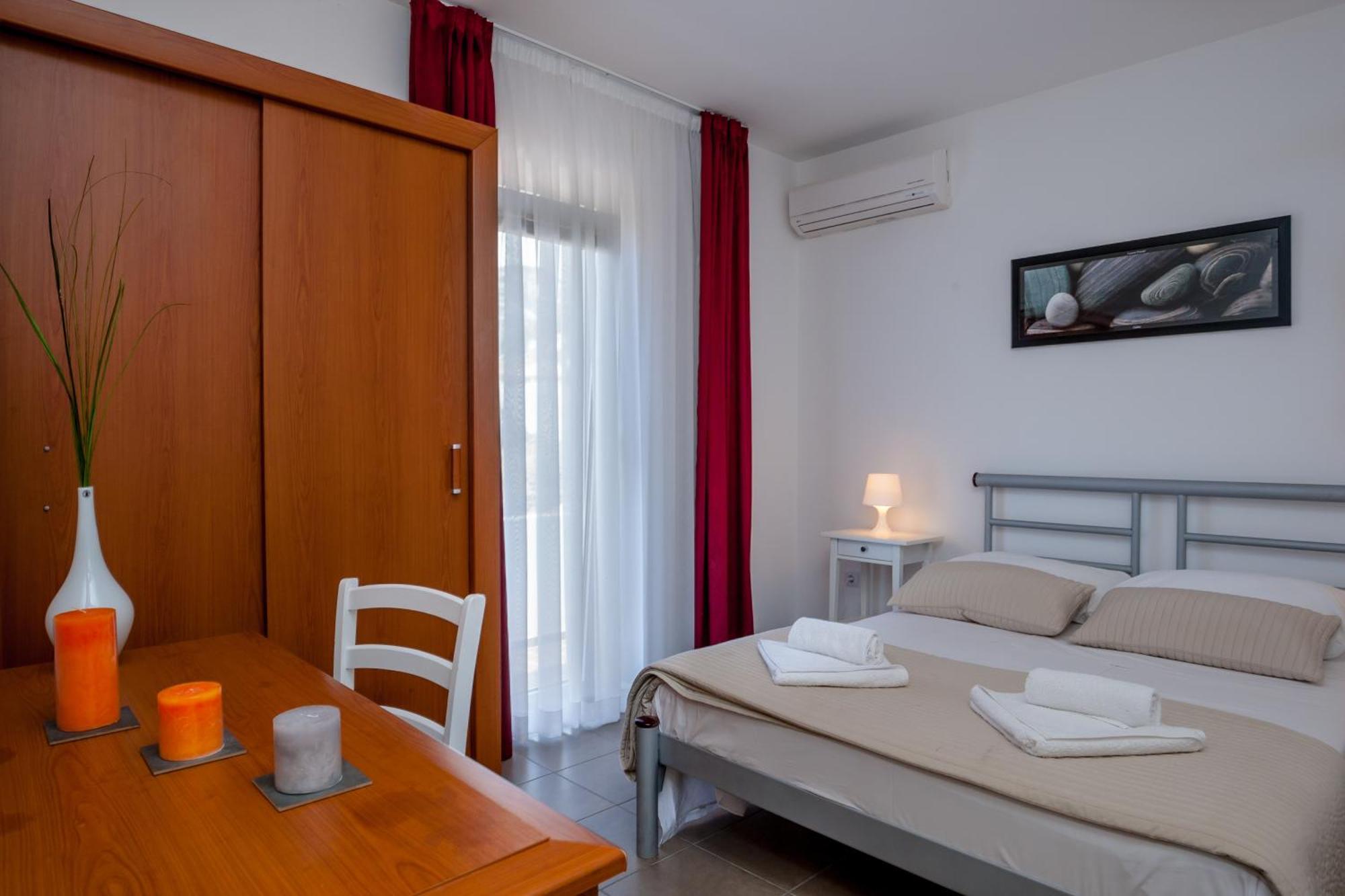 Villa Livia Apartments Bol Ngoại thất bức ảnh